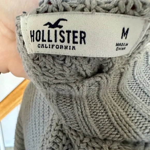 Hollister Gray Sweater- Medium - Picture 8 of 9